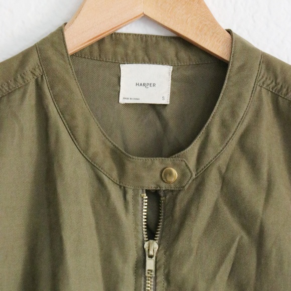 Green Jacket - Picture 2 of 3